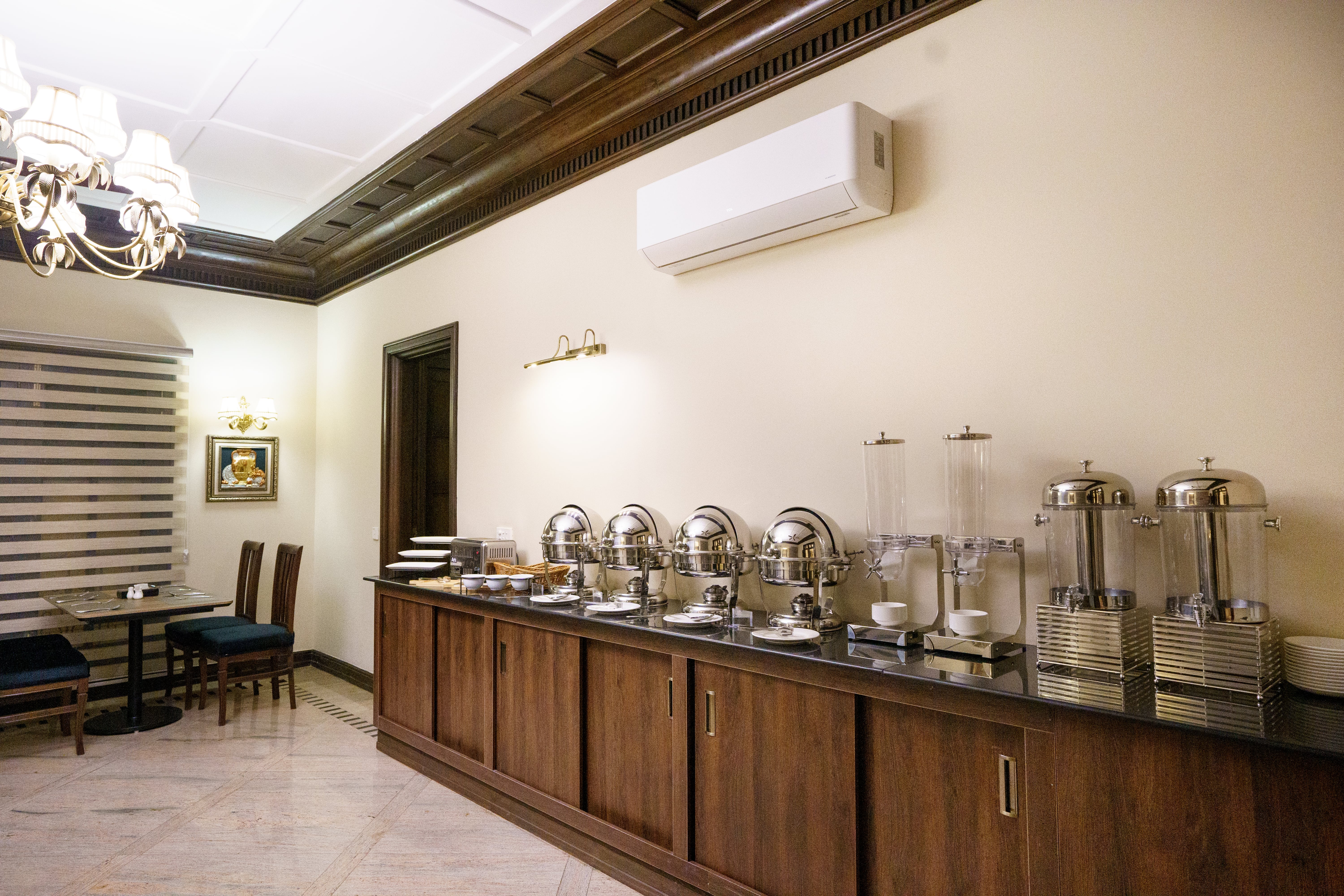 Restaurant Image